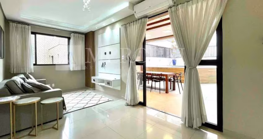 Cobertura no guarujá, praia das astúrias, reformada, 2 quartos, espaço gourmet e piscina  - mercuri imóveis - imobiliária no guarujá