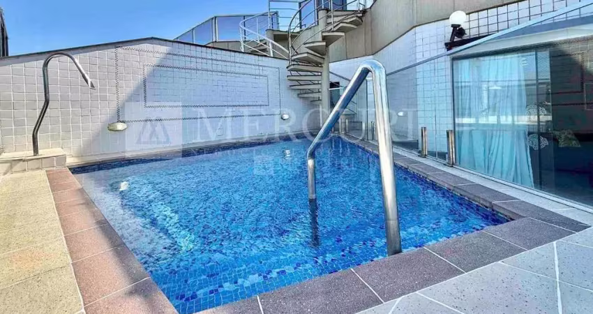 Cobertura no guarujá, enseada, 3 quartos, sala para 3 ambientes, área gourmet com vista mar e piscina- mercuri imóveis - imobiliária no guarujá