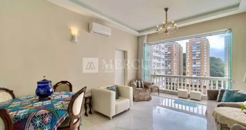 Apartamento no guarujá, pitangueiras, reformado, 3 quartos, sendo 2 suítes e sacada com vista para o mar - mercuri imóveis - imobiliária no guarujá