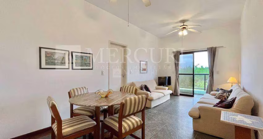 Apartamento no guarujá, enseada, 2 quartos, sendo 1 suíte e sacada com vista livre - mercuri imóveis - imobiliária no guarujá.
