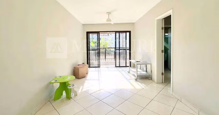 Apartamento no guarujá, tombo, 2 quartos, sendo 1 suíte e sacada - mercuri imóveis - imobiliária no guarujá
