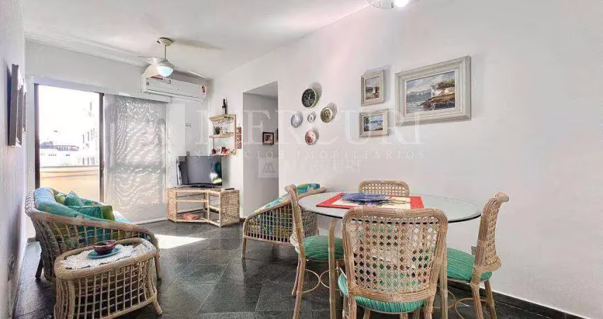 Apartamento no guarujá, enseada, 2 quartos, sendo 1 suíte e sacada com vista mar - mercuri imóveis - imobiliária no guarujá