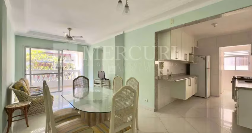 Apartamento no guarujá, enseada, 2 quartos, sendo 1 suíte, repaginado - mercuri imóveis - imobiliária no guarujá