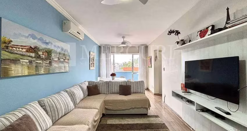 Apartamento no guarujá, enseada, 2 quartos, sendo 1 suíte e sacada - mercuri imóveis - imobiliária no guarujá
