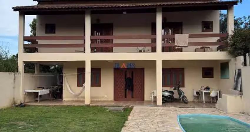 Casa com 2 quartos para alugar na Carambola, 31, Parque Santa Adélia, Itapecerica da Serra