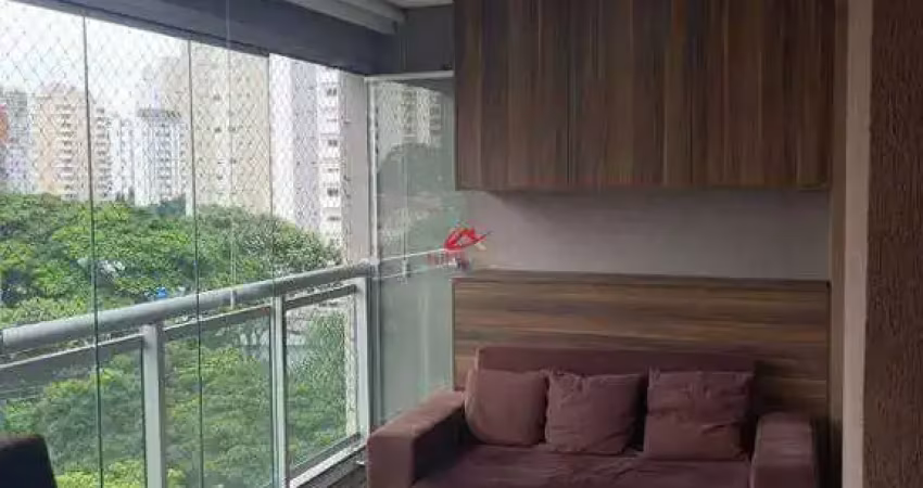 Apartamento com um dormitório, mobiliado, uma vaga de garagem, locação, campo belo