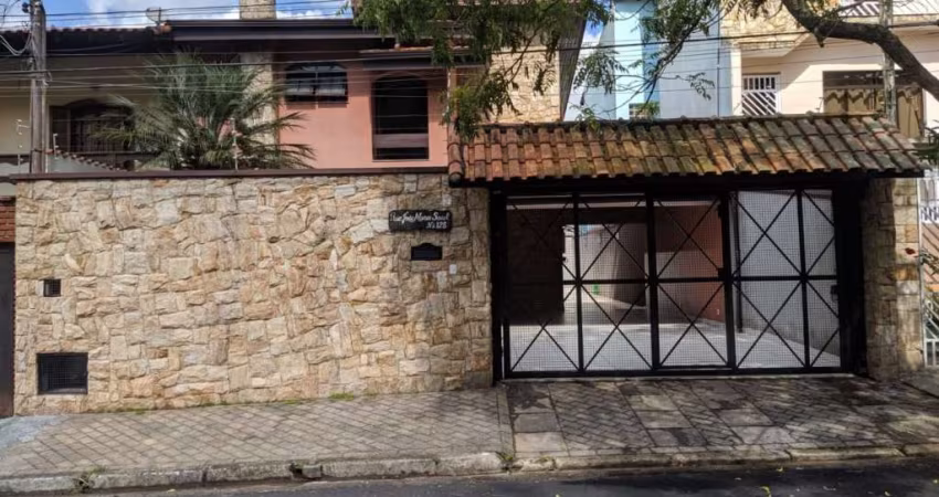 Sobrado com 4 dormitórios à venda, 211 m²  - Nova Petrópolis - São Bernardo do Campo/SP