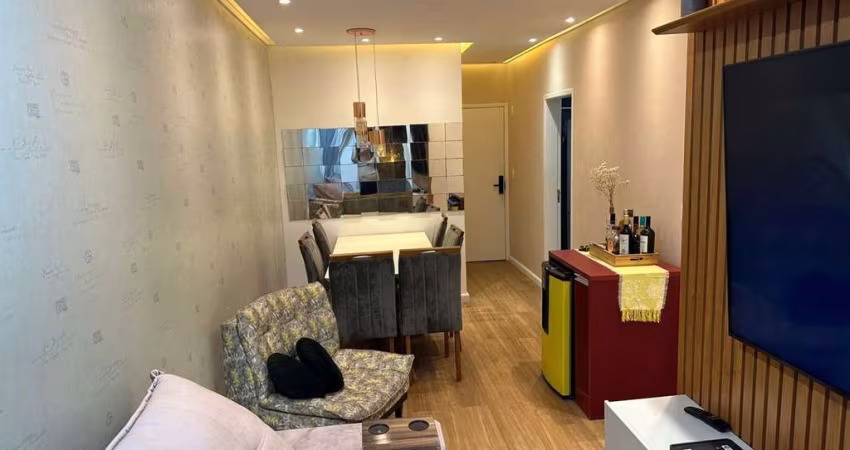 Apartamento mobiliado com 2 dormitórios à venda no Canto do Forte - Praia Grande/SP