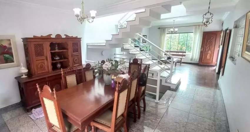 Sobrado com 4 dormitórios à venda, 265 m² por R$ 1.590.000,00 - Parque dos Pássaros - São Bernardo do Campo/SP