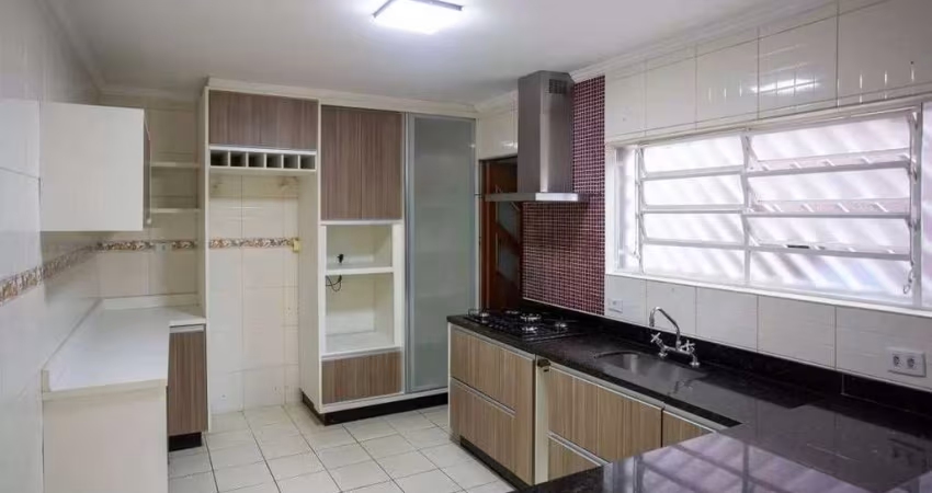 Sobrado com 3 dormitórios para alugar, 190 m² por R$ 3.925,00/mês - Centro - Diadema/SP