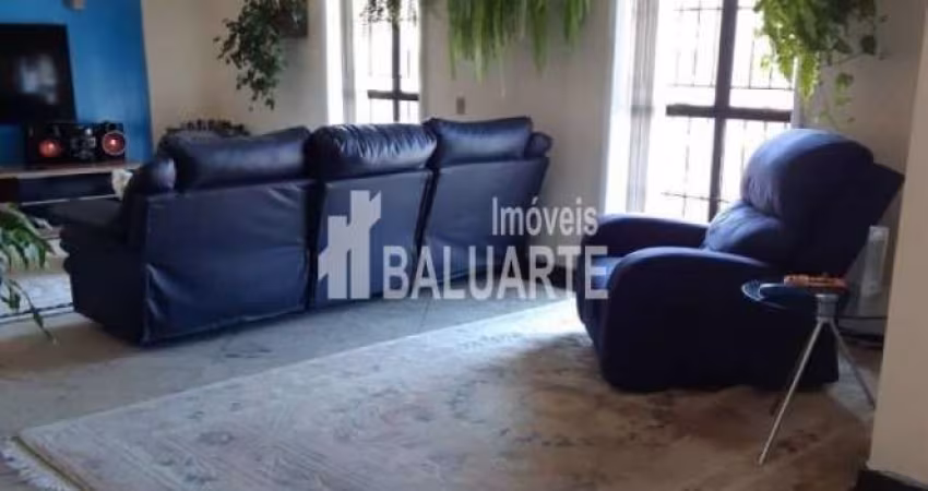 Excelente Apartamento sendo 4 dormitórios 1 suite 3 vagas 200 metros  a venda por R$ 1.100.000.00