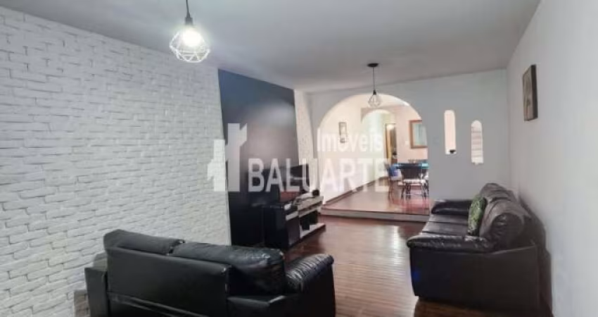 Sobrado à venda no Campo Grande