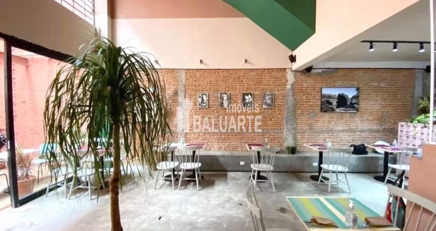 PRÉDIO COMERCIAL PARA LOCAÇÃO EM CENTRO