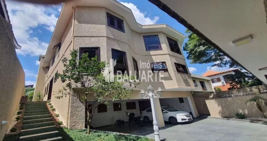 Sobrado com 4 dormitórios à venda, 500 m² por R$ 2.600.000,00 - Interlagos - São Paulo/SP