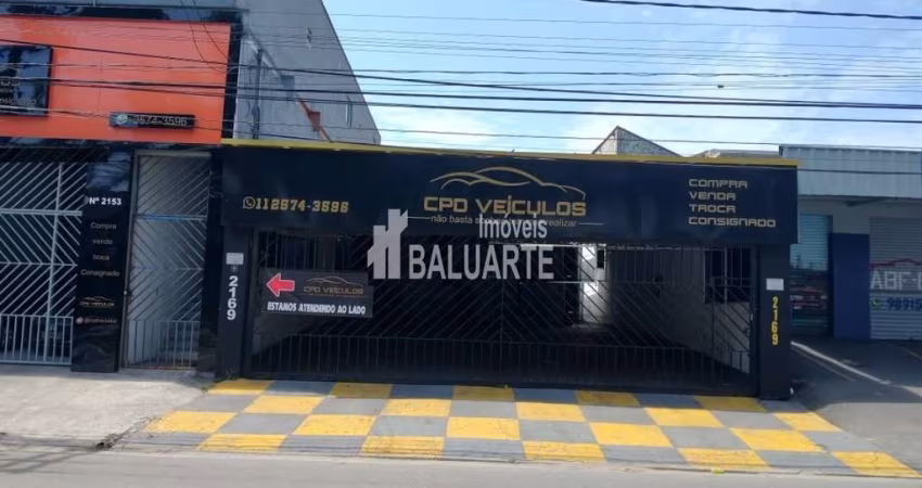 Galpão comercial para venda e locação na Avenida Atlântica.