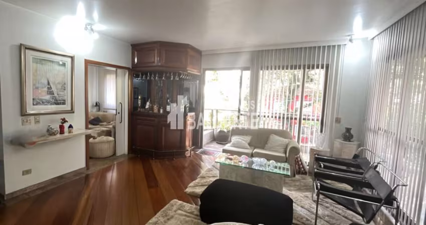 Apartamento a venda em Moema - São Paulo - SP