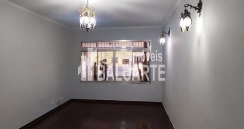 Sobrado com 3 Quartos e 4 banheiros à Venda e Locação 120 m²