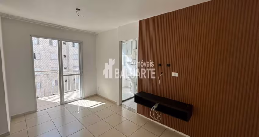 Apartamento com 2 Quartos para Locação