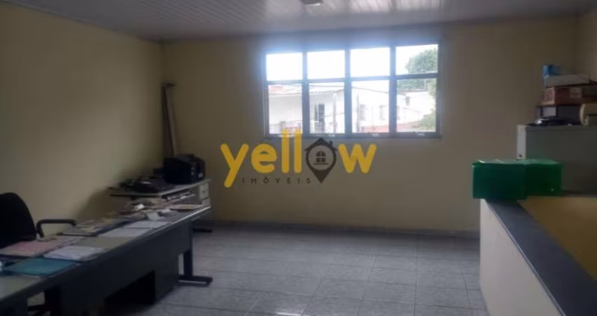 Salão em Bairro Cuiabá  -  Itaquaquecetuba