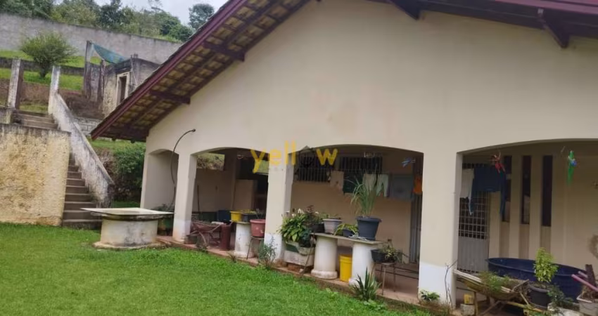 Chácara à Venda em Aralu - Santa Isabel: 4 Dormitórios, R$650k