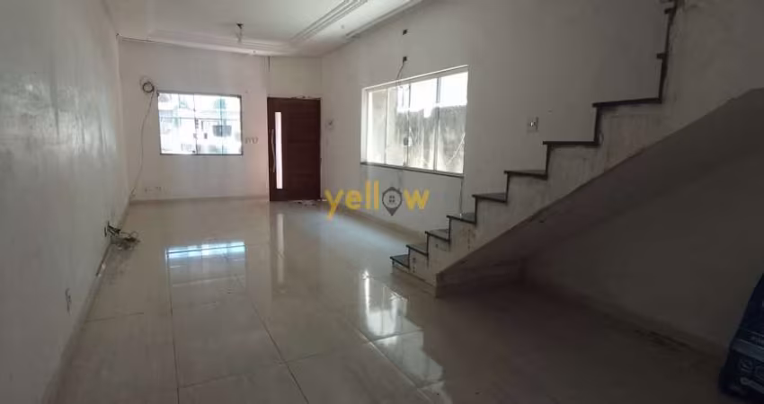 Casa em Condomínio Fechado em Jardim Serra Dourada - Itaquaquecetuba: 150M², 3 Dormitórios, 1 Suíte, 2 Banheiros por R$ 600.000 para Venda