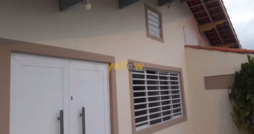 Casa em Jardim Suarão - Itanhaém: 150m², 2 dormitórios, 1 suíte, 3 banheiros por R$300.000 - Venda