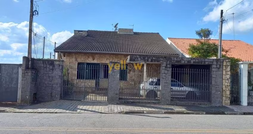 Casa de 4 dormitórios em Jardim Rincão - Arujá com 300m² por R$1.500.000 - Venda .