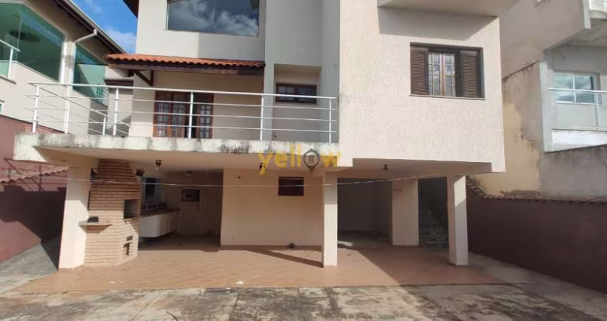 Casa em Condomínio Fechado em Parque Residencial Itapeti - Mogi das Cruzes, SP