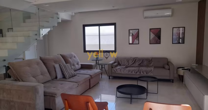 Casa em Condomínio Fechado em Arujazinho IV: 240m², 3 suítes, 4 banheiros - Venda por R$2.300.000