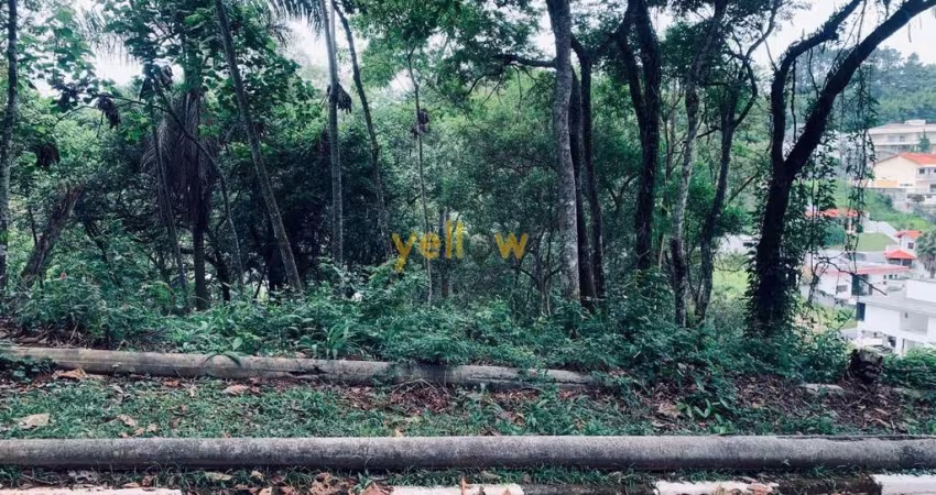 Terreno de Condomínio em Arujazinho II: Venda e Locação por R$ 600 mil - Confira!