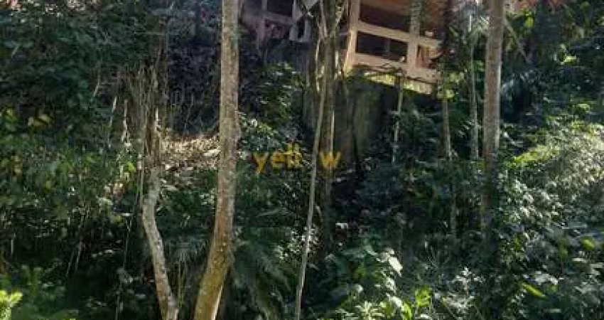 Casa em condomínio fechado em arujá: 330m², 3 suítes, r$1.8m