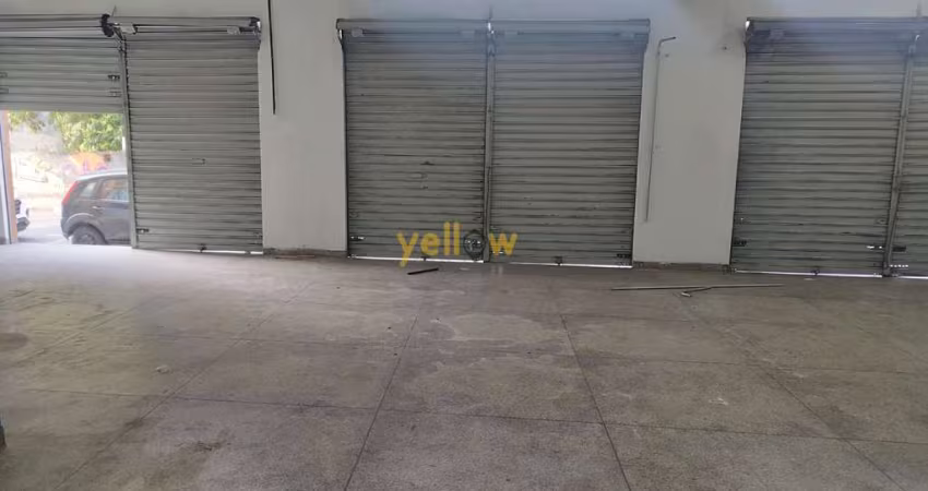Salão de 150m² no Centro de Arujá com 1 banheiro por R$7.000/mês - Alugue agora!