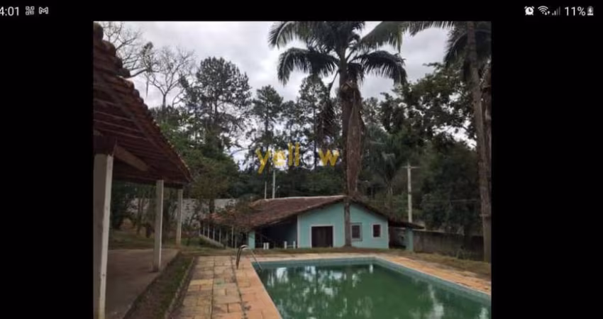Chácara à Venda em Jardim Monte Serrat - 3 Dormitórios, R$450k
