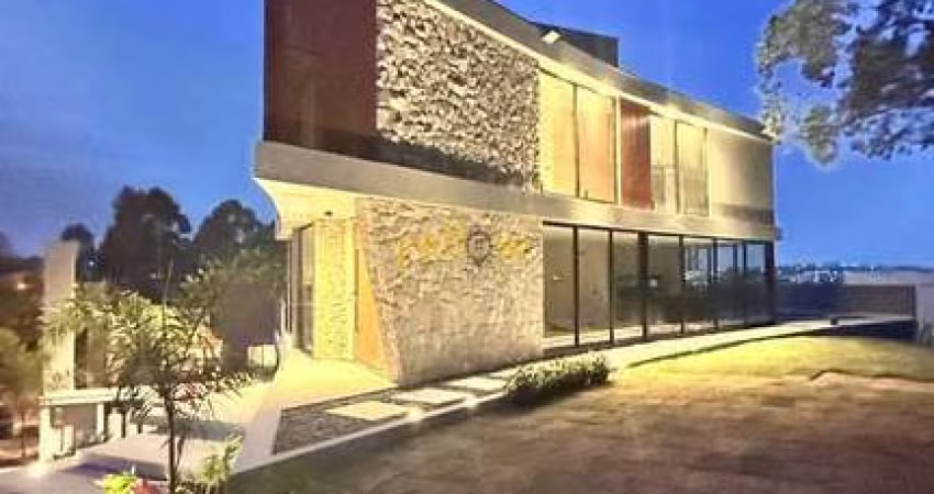 Casa em Condomínio Fechado em Residencial Real Park - Arujá, SP