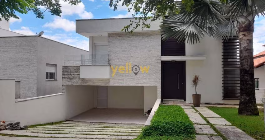 Casa Luxuosa em Condomínio - 4 Suítes em Arujá V