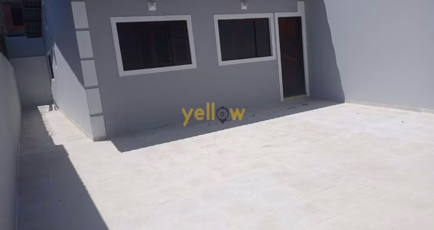 Casa à Venda em Vila Nova Bonsucesso - 65m², 2 Dormitórios