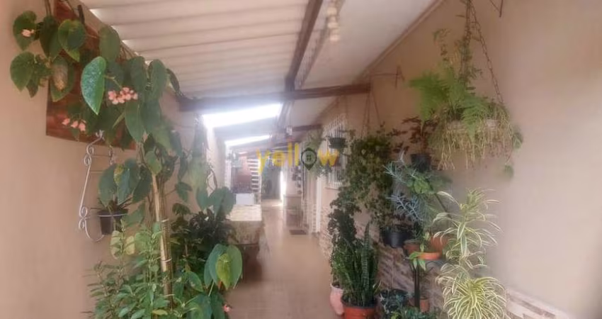 Casa à Venda em Arujá: 3 Dormitórios, 1 Suíte, 159m²
