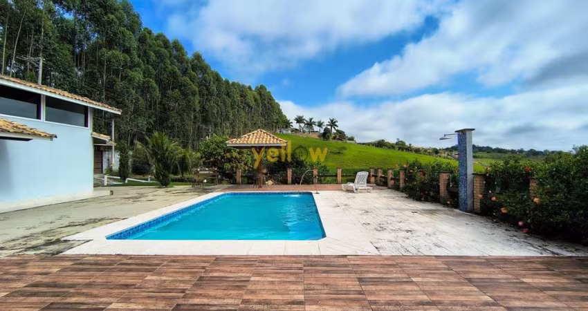 Chácara à Venda em Santa Isabel: 3 Dorms, 2 Suítes, R$ 2,5M