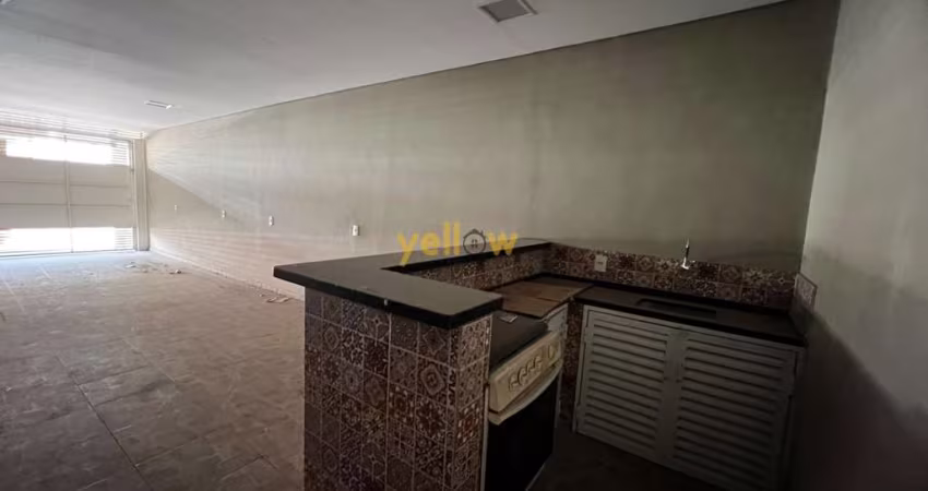 Casa à Venda em Arujá: 3 Dorms, 1 Suíte, 279m² por R$500 mil