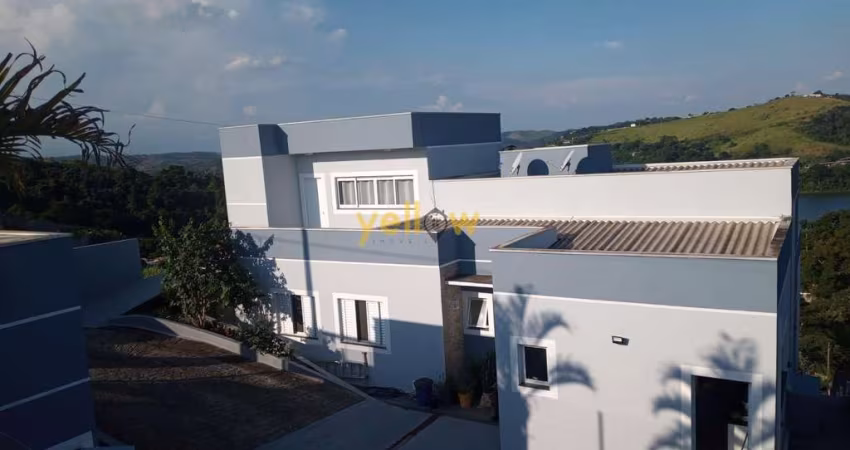 Casa em Condomínio Fechado em Paraiso de Igarata  -  Igaratá