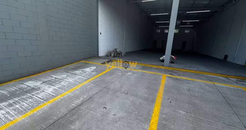 Galpão para Locação em Suzano - 280m² por R$ 8.000