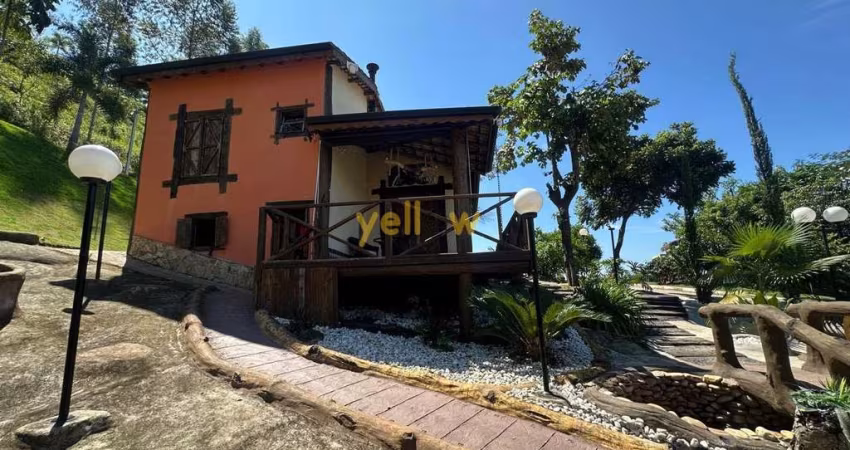 Chácara em Santa Isabel: 2 Dorms, 4 Banheiros, Apenas R$2.300,00 a Diária