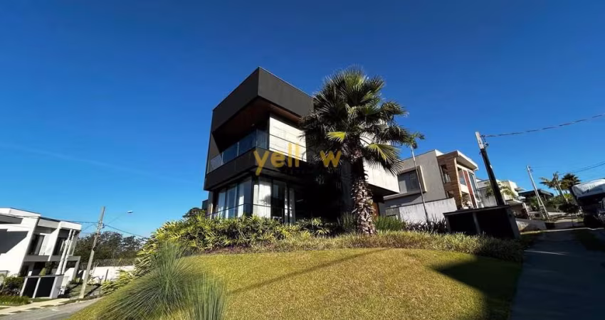 Casa de Luxo em Fazenda Rodeio - Mogi das Cruzes por R$3.890.000