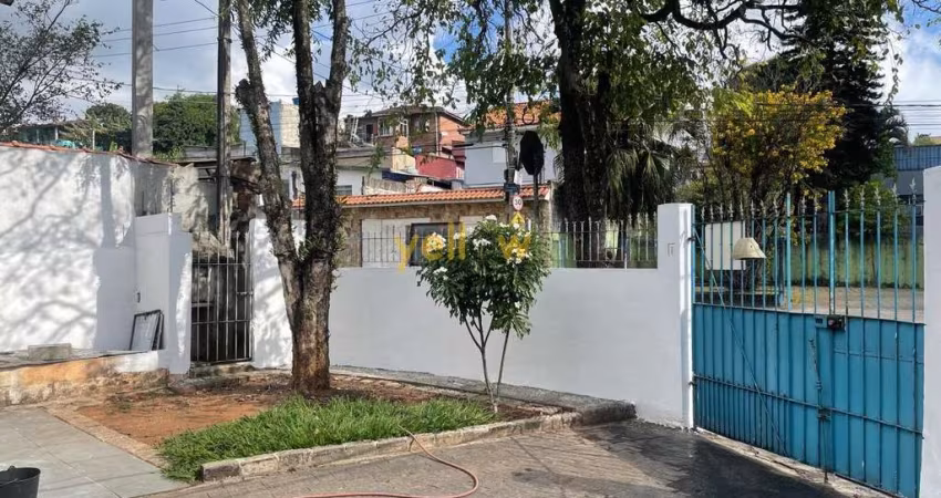 Casa à Venda em Aracília, Guarulhos: 2 Dorms por R$600 mil