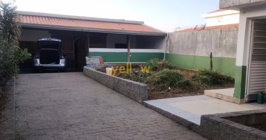 Casa à Venda em Jordanópolis - Arujá: 2 Dorms, 180m²