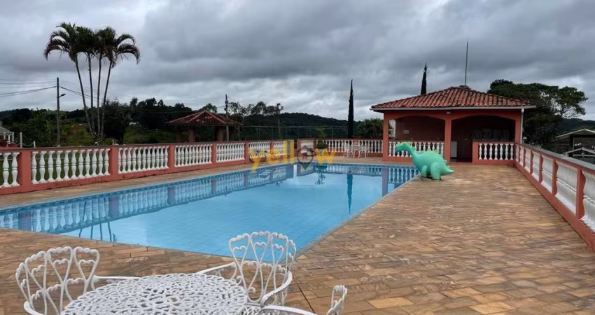 Chácara à Venda em Ouro Fino, Santa Isabel – 4 Dorms, 2 Suítes