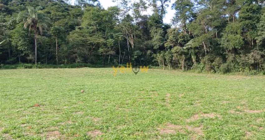 Chácara à Venda em Pedra Branca, Santa Isabel – 24.000m², 3 Quartos