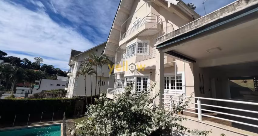 Casa em Condomínio Fechado à Venda em Arujá, 3 Suítes, 202m²