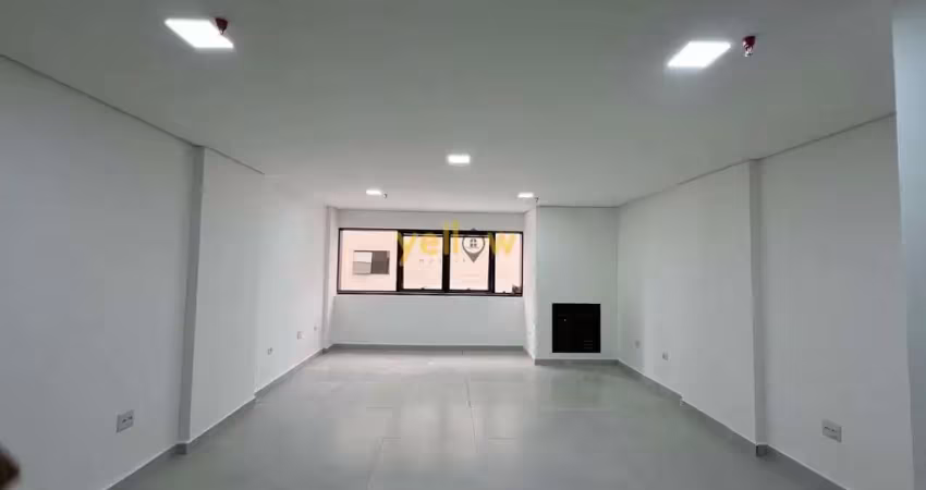 Sala para locação em center ville arujá, 35m² por r$2.500
