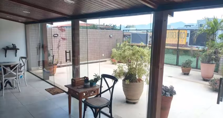 Cobertura linear com 3 quartos, 1 suite, no Recreio dos Bandeirantes